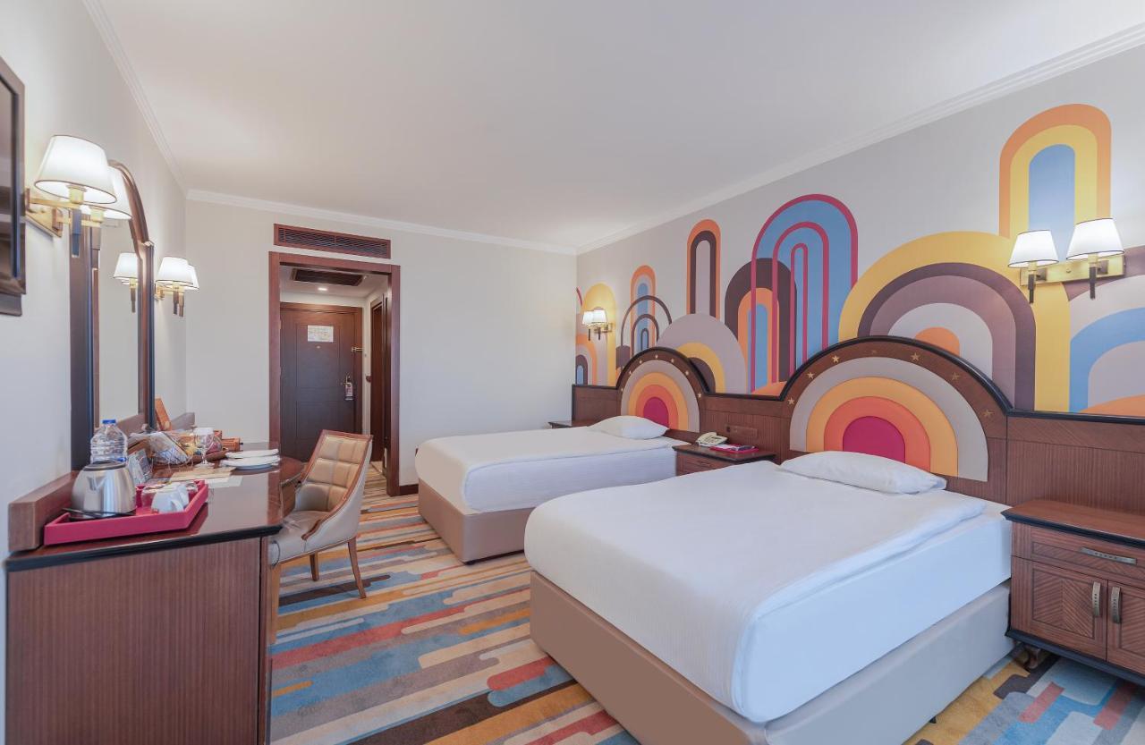 Deluxe Doppel-/Zweibettzimmer mit Stadtblick