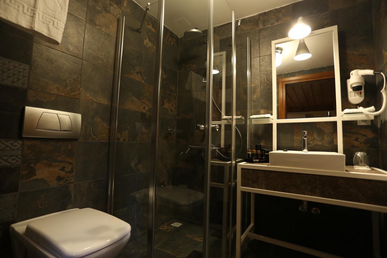 Standard Double Room,823744049:JPEG