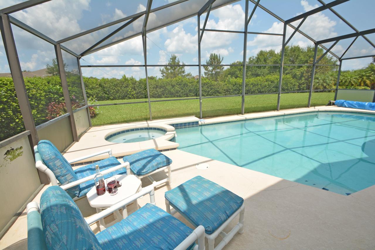 Family Room Balcony,547255764:JPEG