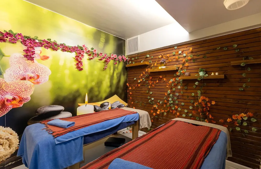 Reo Hotel-1