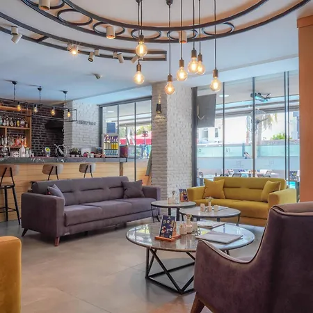Laren Family Hotel & Spa - Boutique Class-3