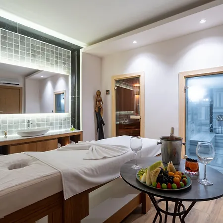 Pearly Hotel-2