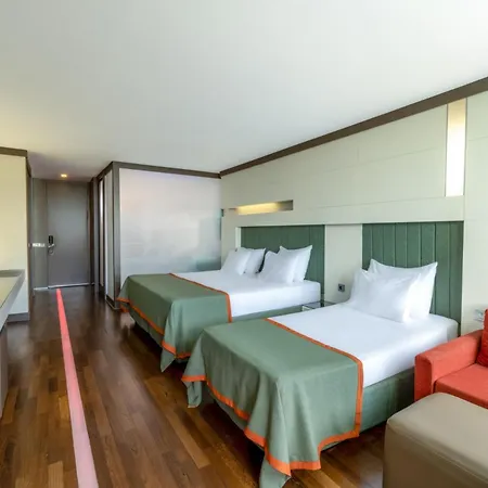 Nirvana Cosmopolitan Hotel - Convention & Sports Center-3